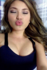 Si Perawan Yang Malu-malu Kucing